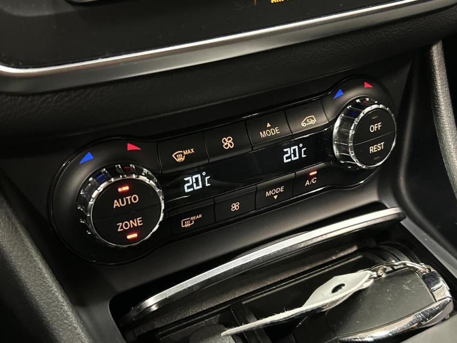 MERCEDES-BENZ CLA 2018