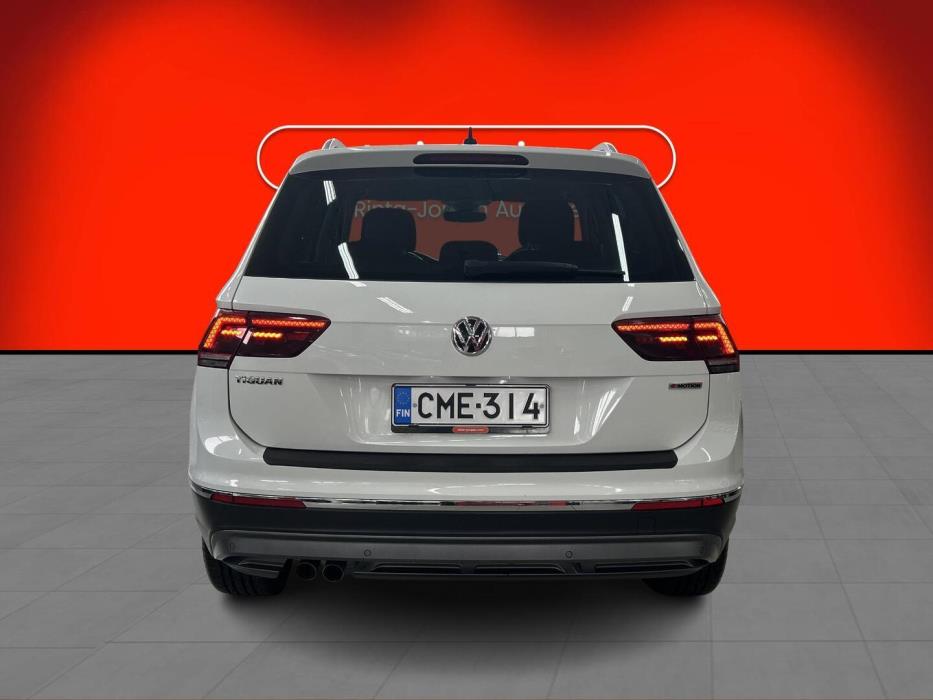 VOLKSWAGEN Tiguan 2019