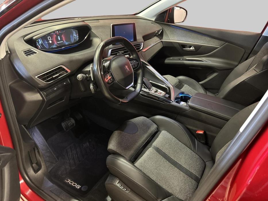 PEUGEOT 3008 2019