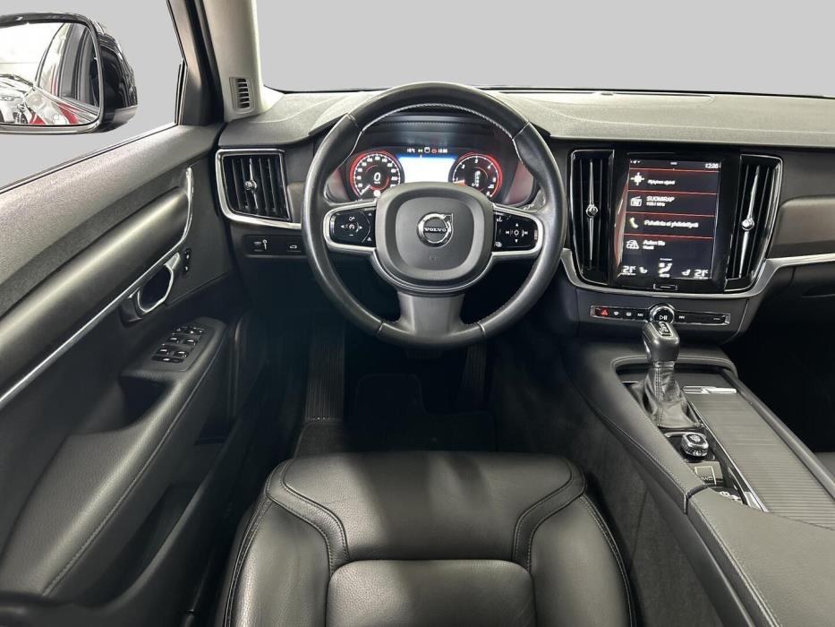 VOLVO V90 Cross Country 2018