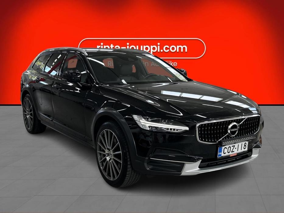 VOLVO V90 Cross Country 2018