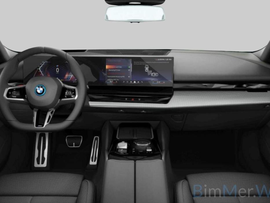BMW i5 2024