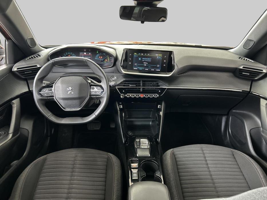 PEUGEOT e-2008 2023