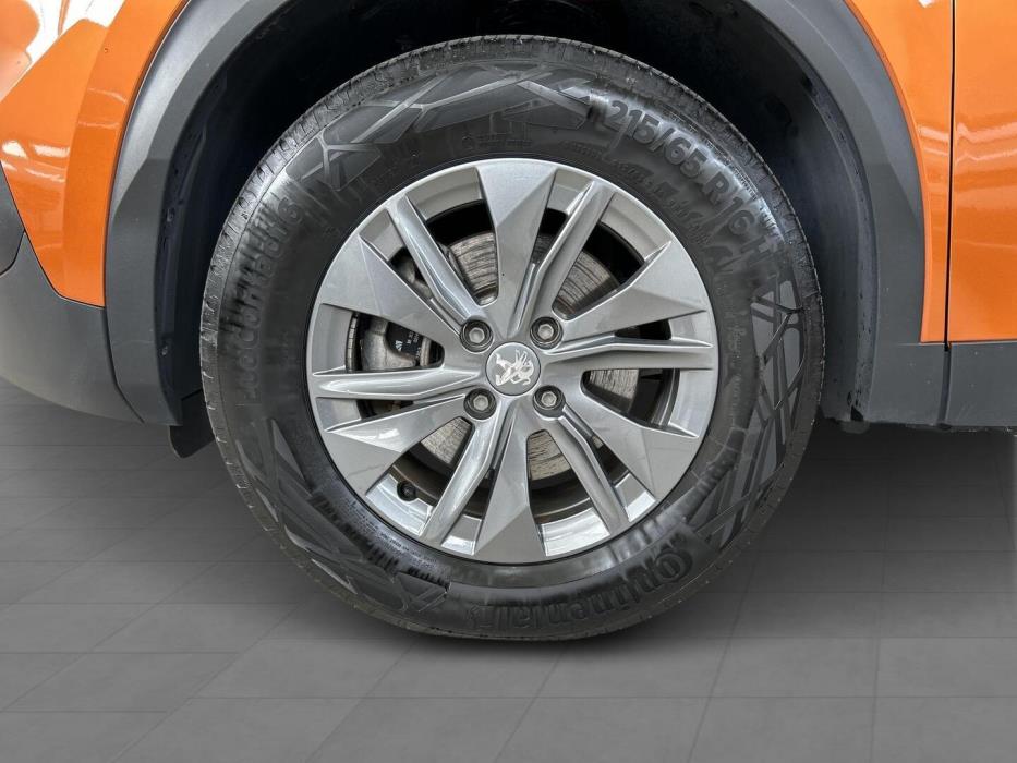 PEUGEOT e-2008 2023