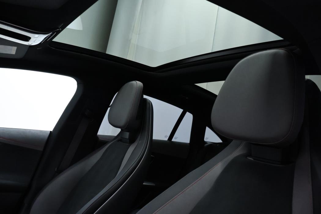 MERCEDES-BENZ EQE 2023