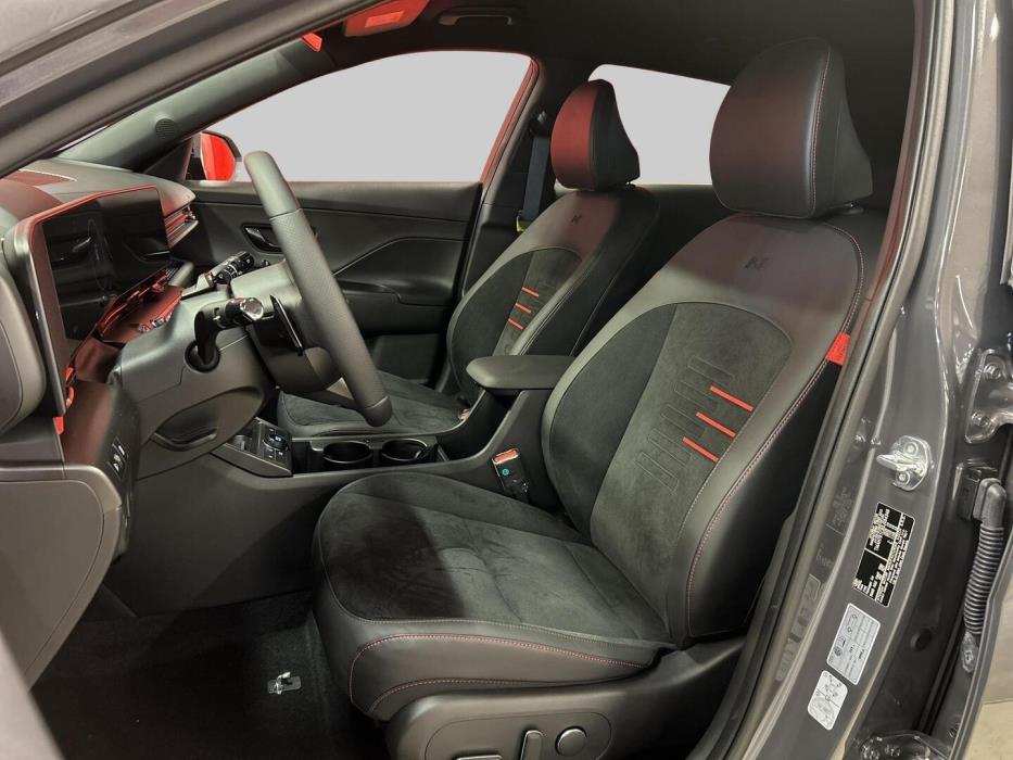 HYUNDAI KONA ELECTRIC 2025