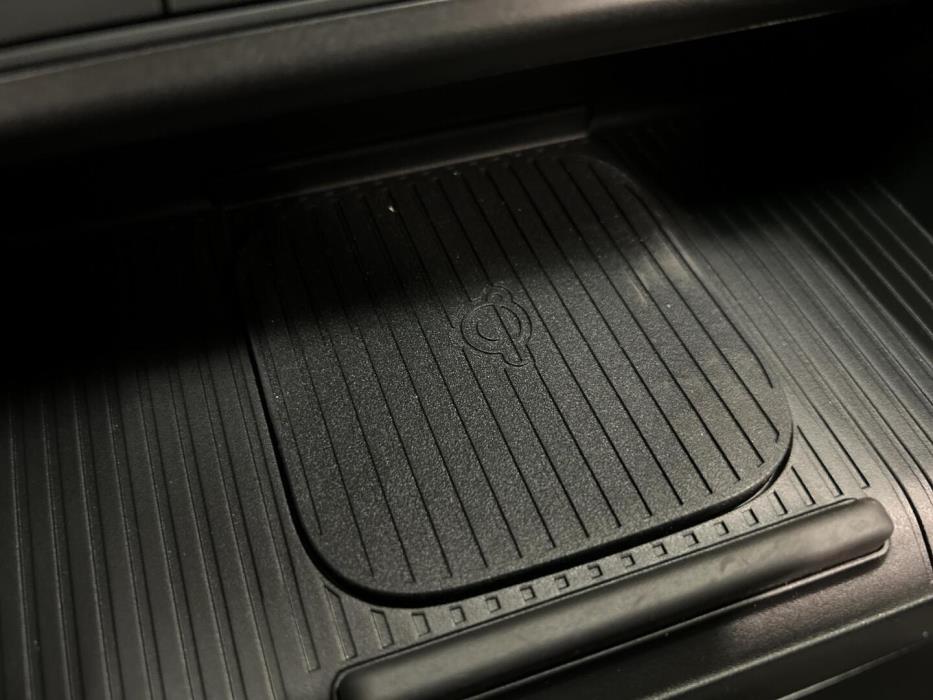 HYUNDAI KONA ELECTRIC 2025