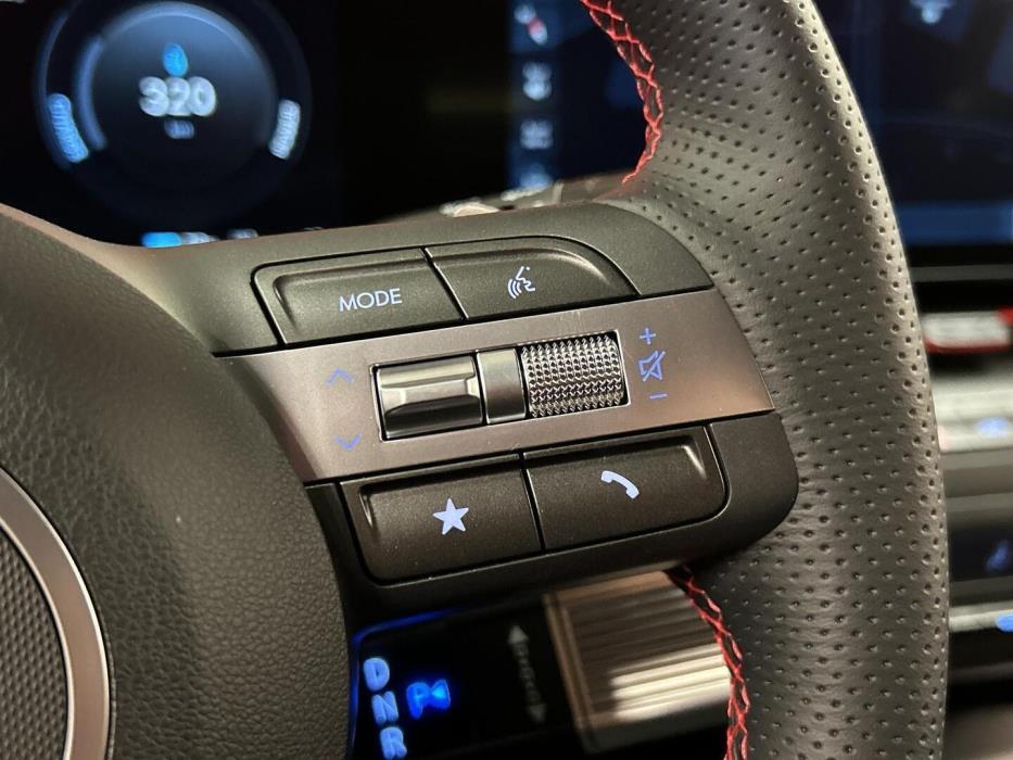 HYUNDAI KONA ELECTRIC 2025