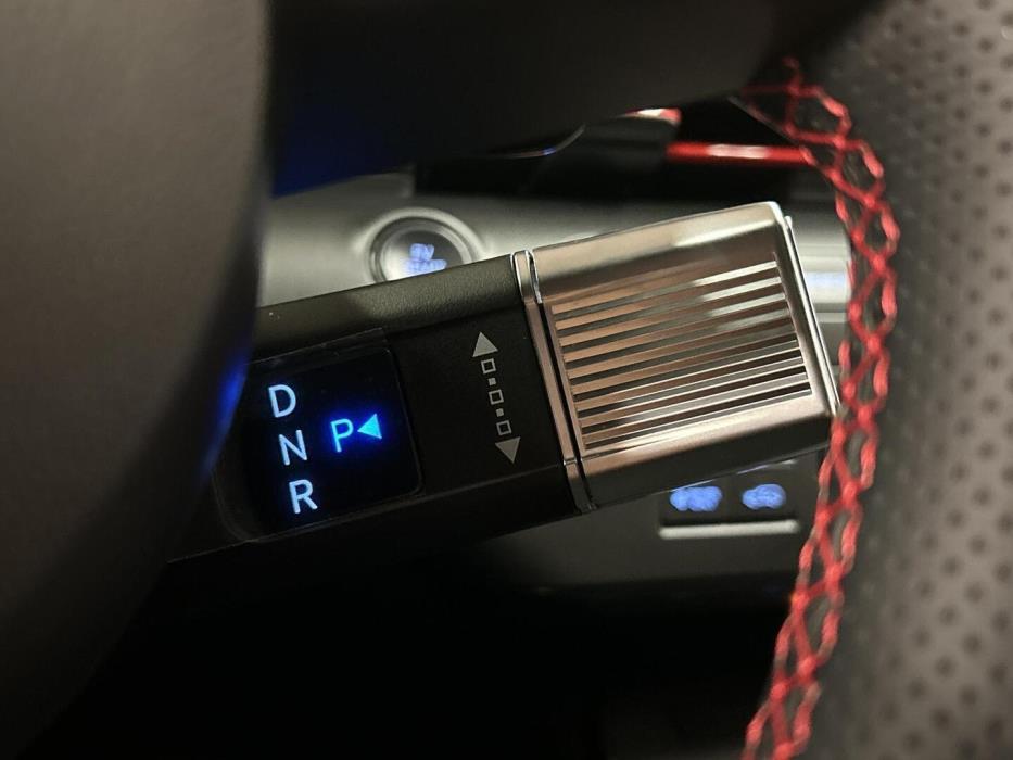 HYUNDAI KONA ELECTRIC 2025