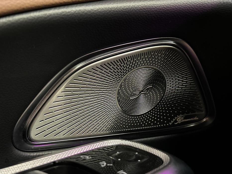 MERCEDES-BENZ E 2024