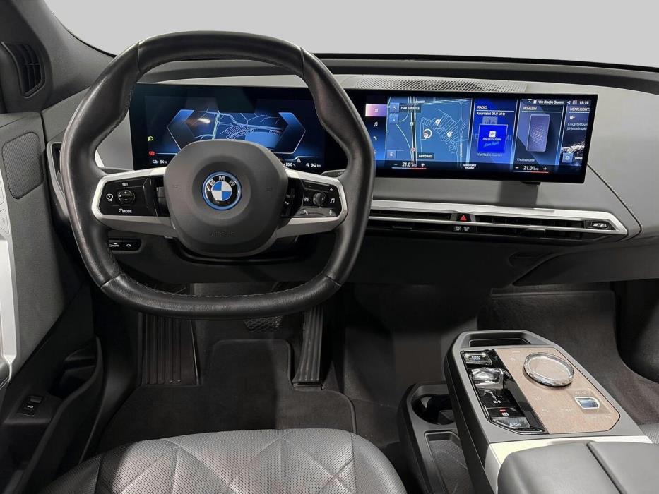 BMW IX 2022