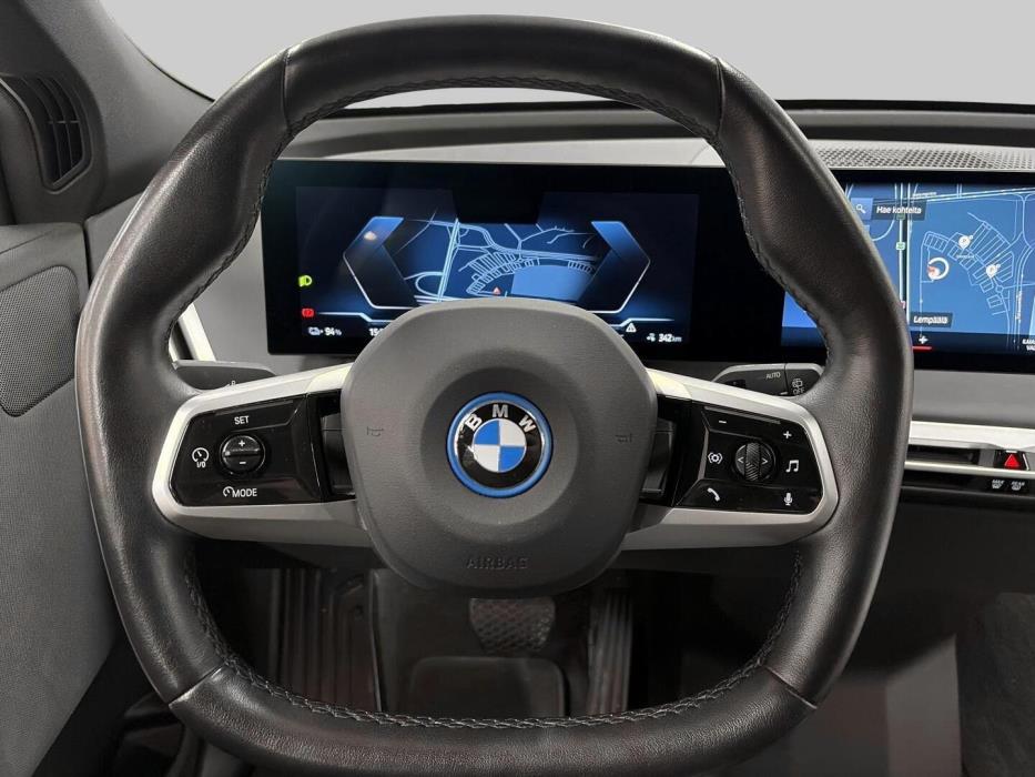 BMW IX 2022