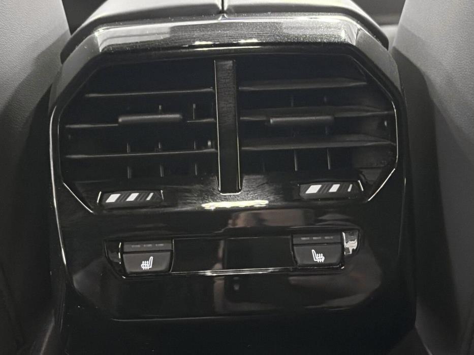 BMW IX 2022