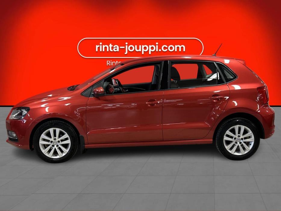 VOLKSWAGEN Polo 2015