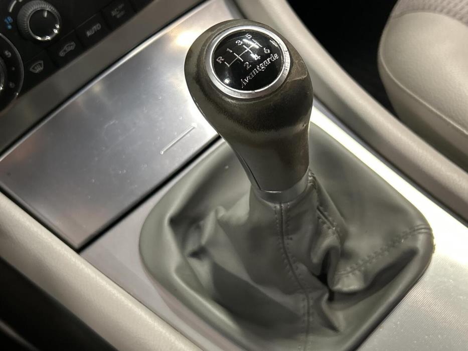 MERCEDES-BENZ C 2005