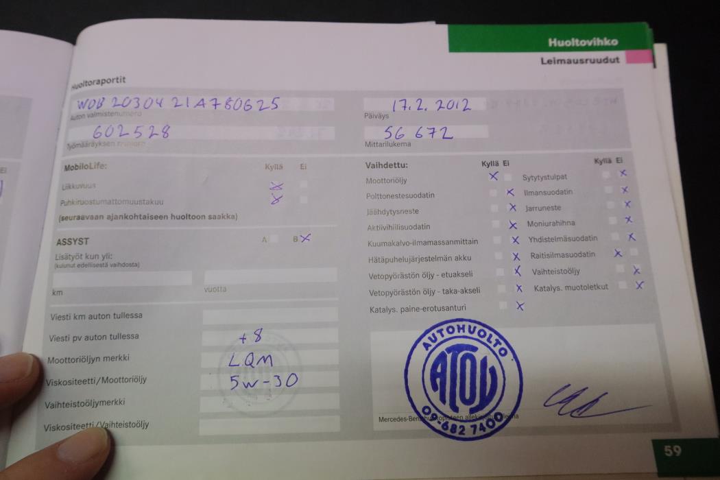 MERCEDES-BENZ C 2005