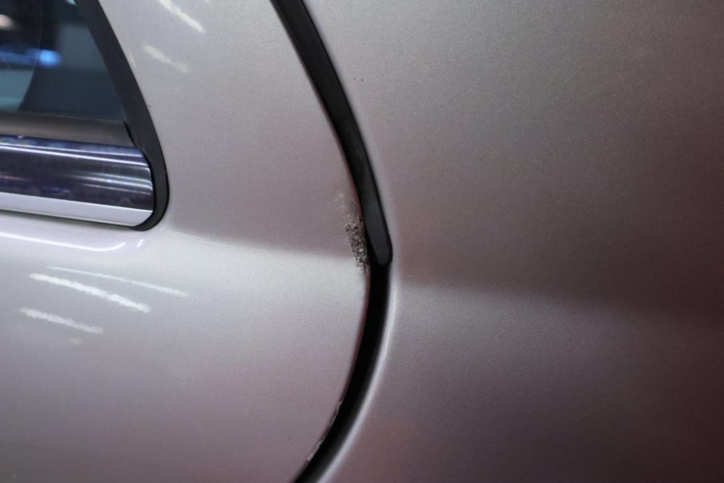 MERCEDES-BENZ C 2005