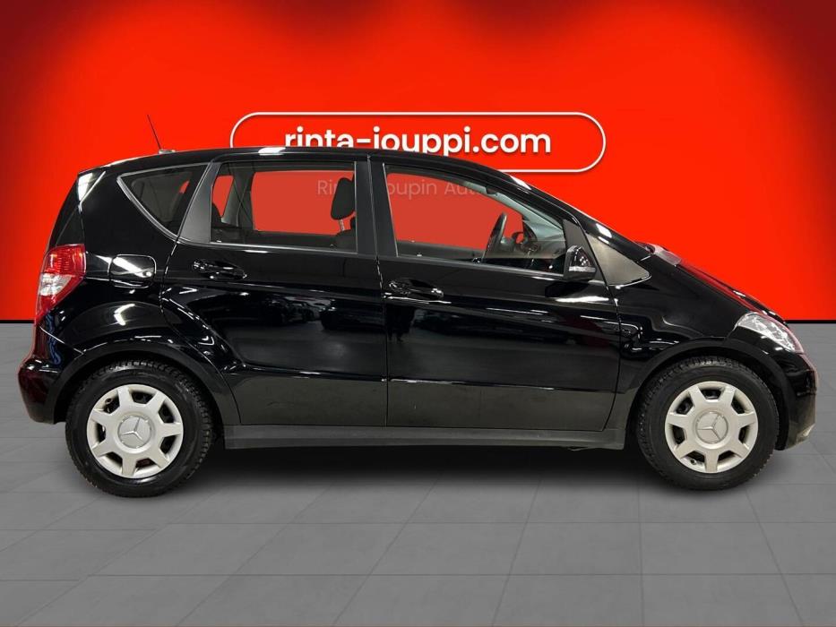 MERCEDES-BENZ A 2010