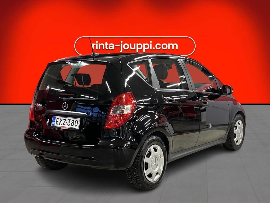 MERCEDES-BENZ A 2010