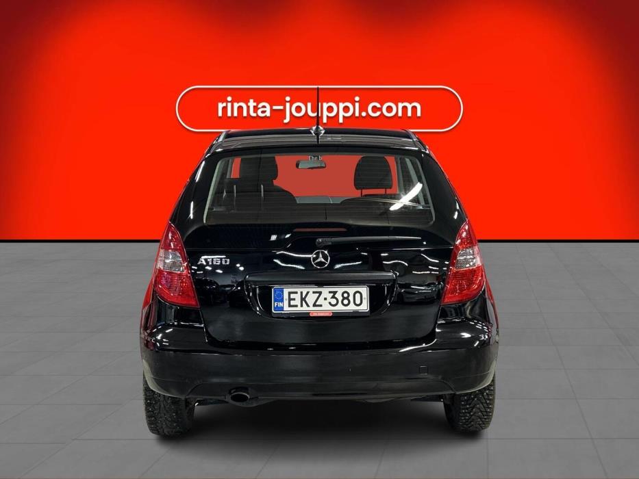 MERCEDES-BENZ A 2010