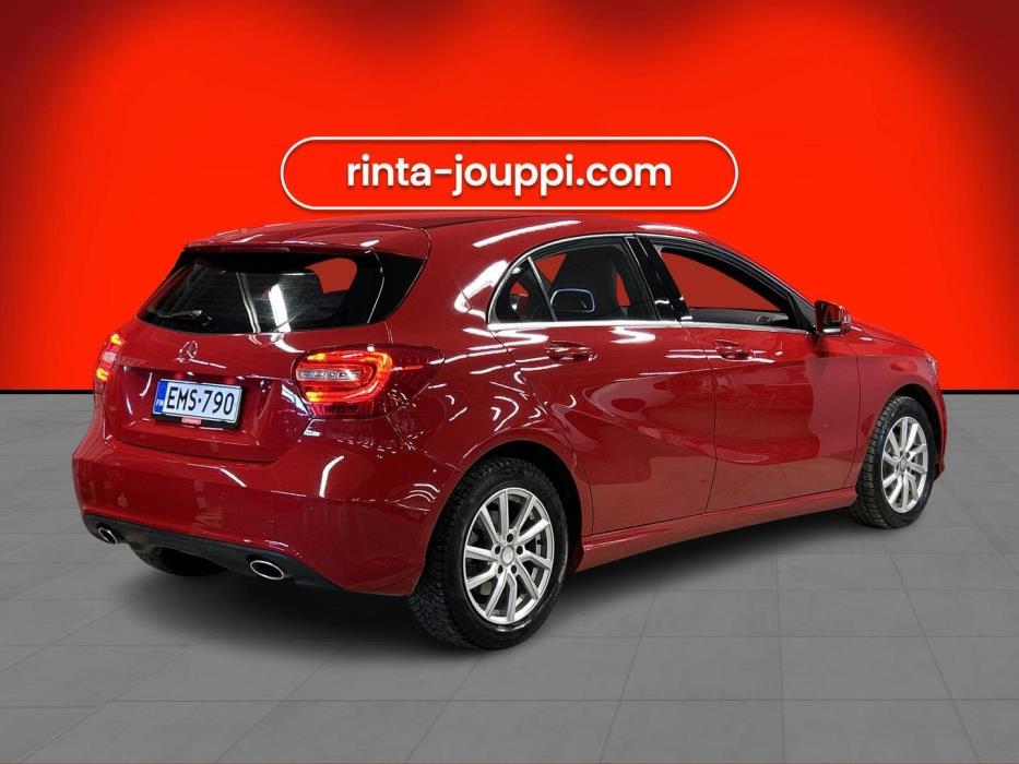 MERCEDES-BENZ A 2014