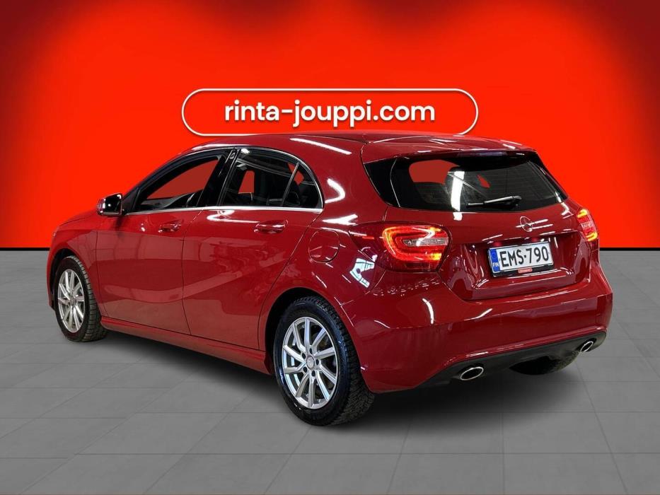 MERCEDES-BENZ A 2014
