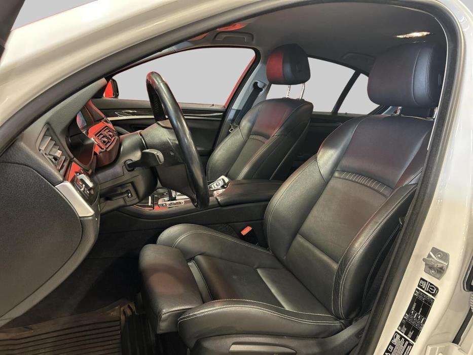BMW 530 2014