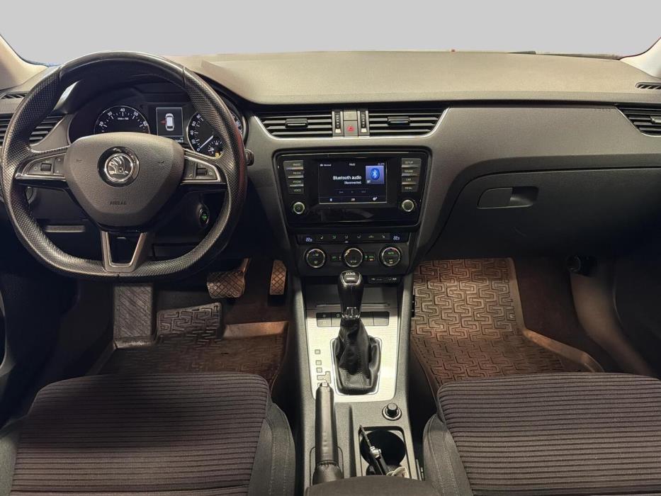 SKODA Octavia 2015