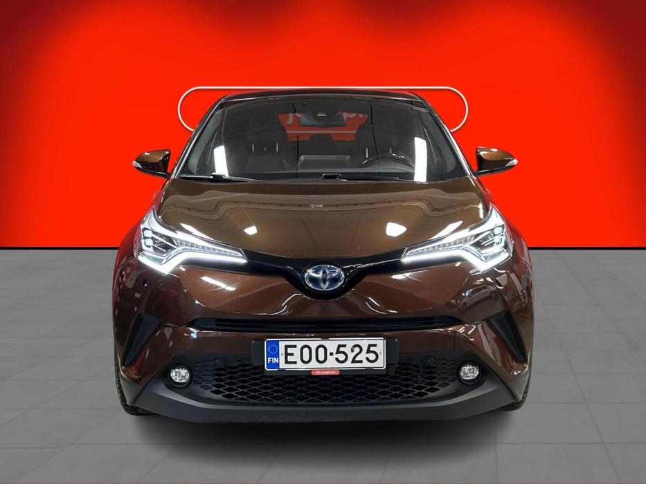 TOYOTA C-HR 2017