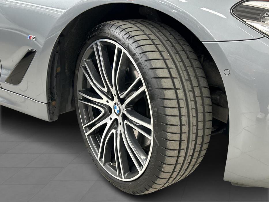BMW 530 2018