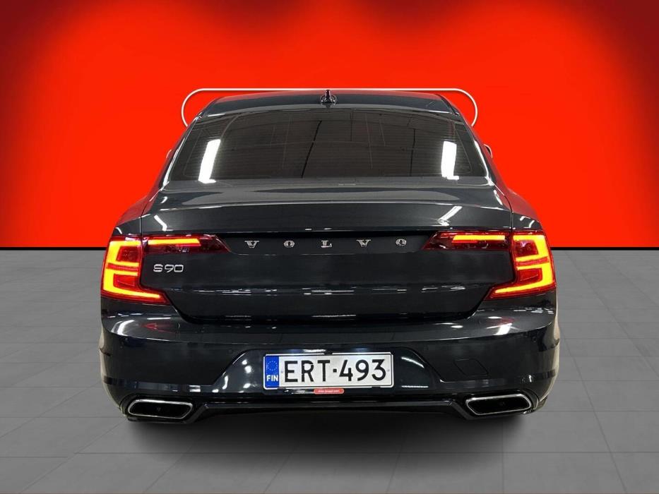 VOLVO S90 2017