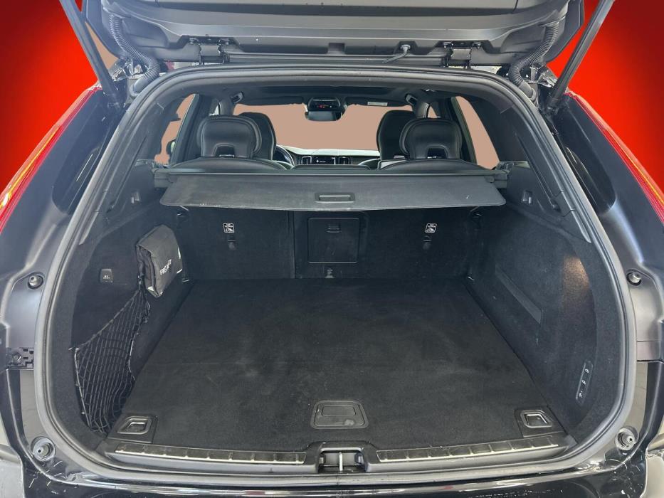 VOLVO XC60 2020