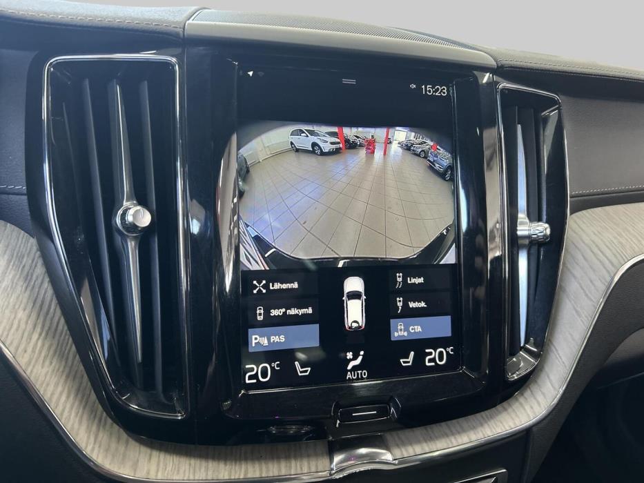 VOLVO XC60 2020