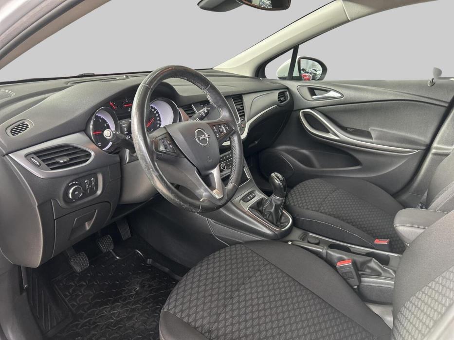 OPEL Astra 2020