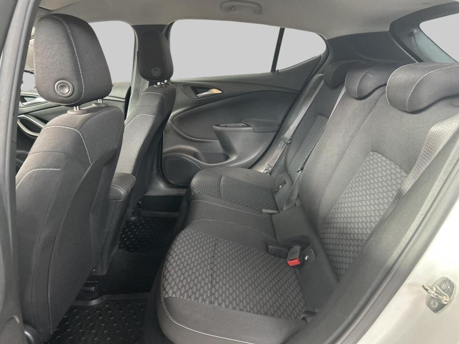 OPEL Astra 2020
