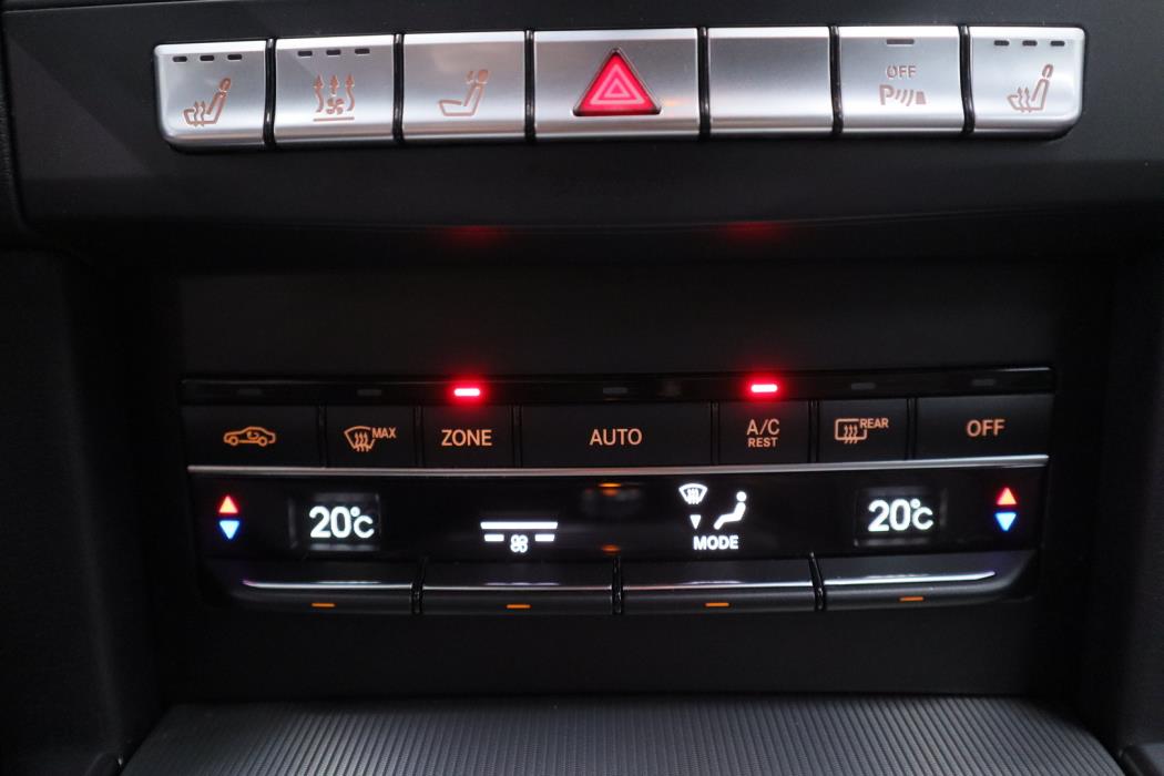 MERCEDES-BENZ E 2014