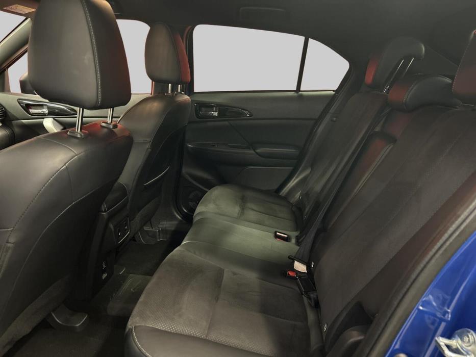 MITSUBISHI ECLIPSE CROSS 2024