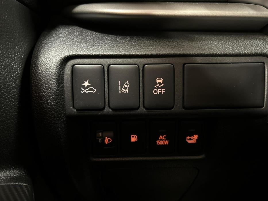 MITSUBISHI ECLIPSE CROSS 2024