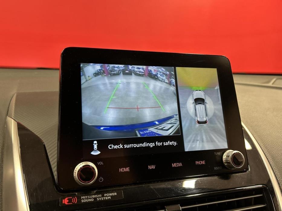 MITSUBISHI ECLIPSE CROSS 2024