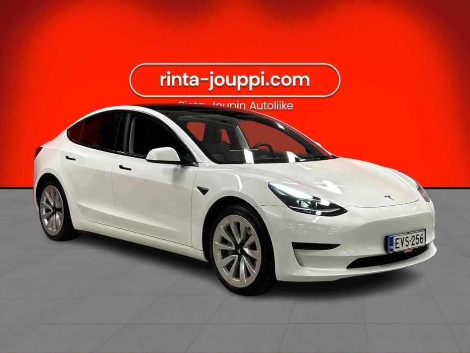 TESLA MODEL 3 2023