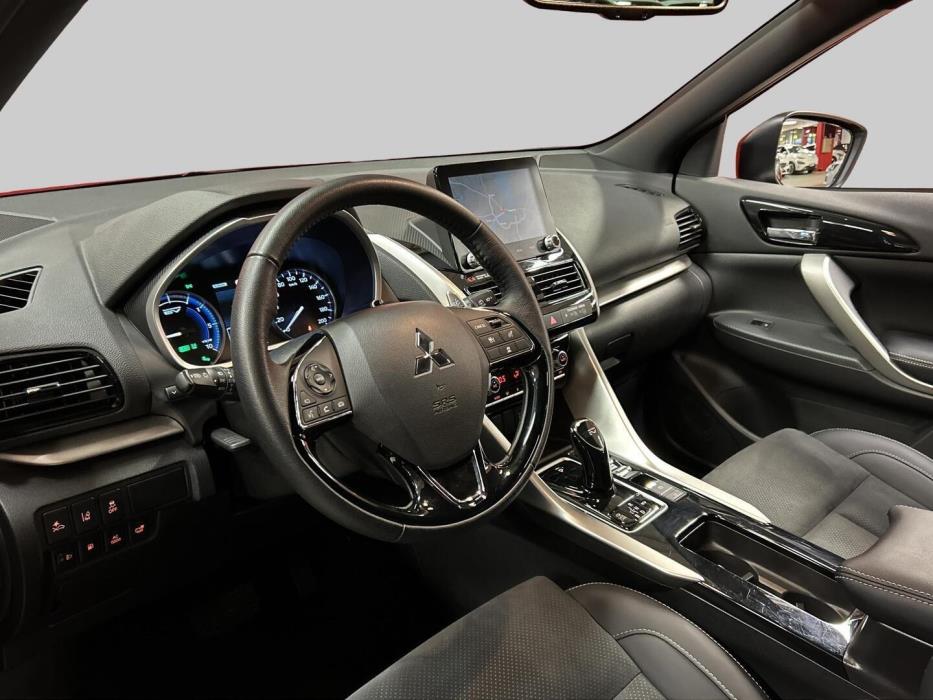 MITSUBISHI ECLIPSE CROSS 2024