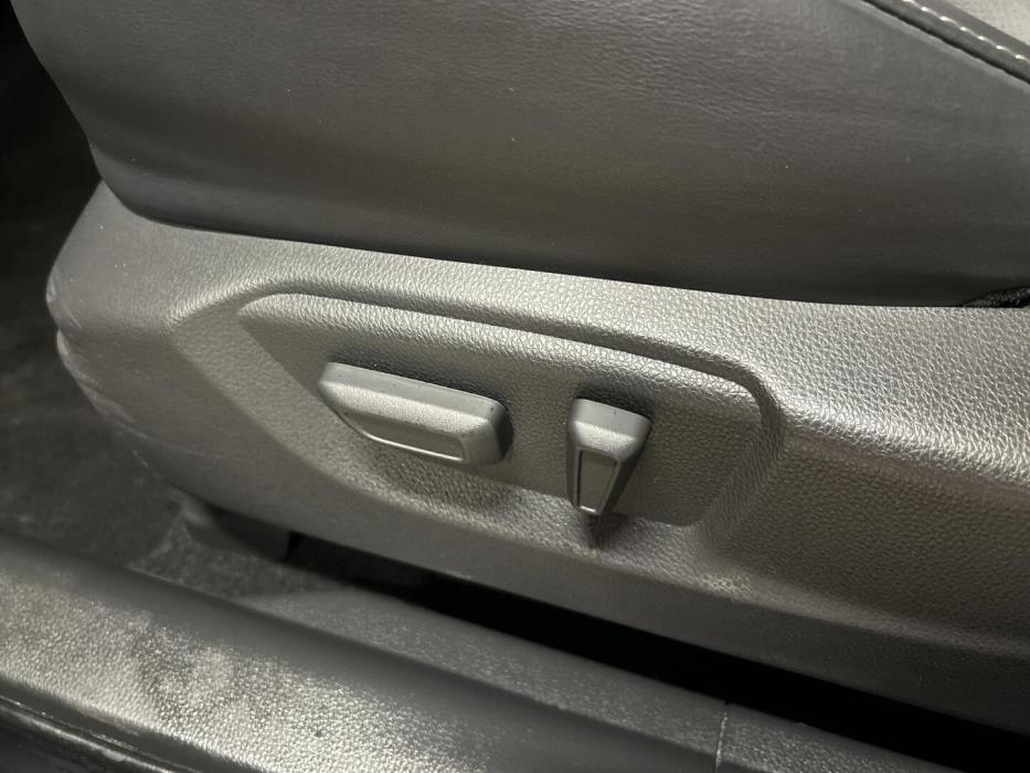 MITSUBISHI ECLIPSE CROSS 2024