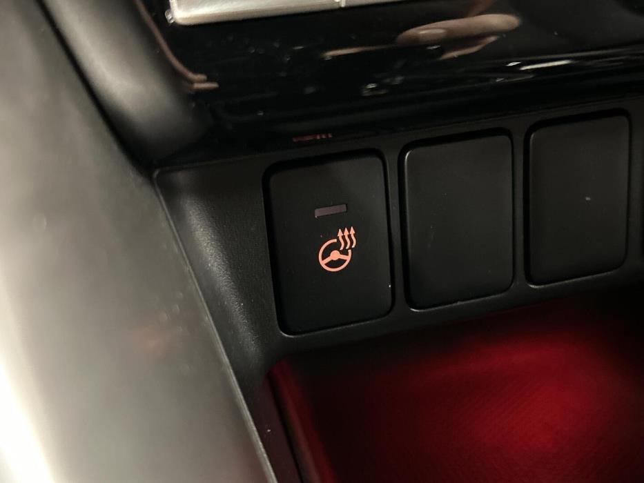 MITSUBISHI ECLIPSE CROSS 2024