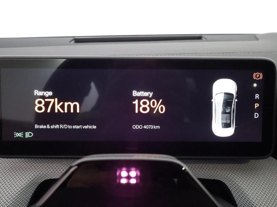POLESTAR 4 2025