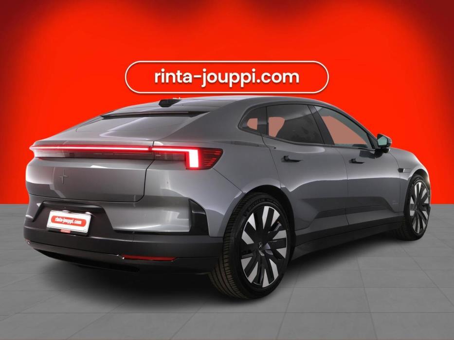 POLESTAR 4 2025