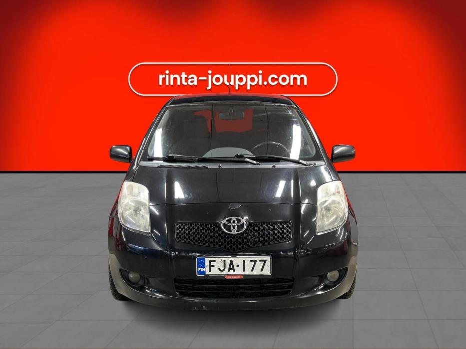 TOYOTA Yaris 2008