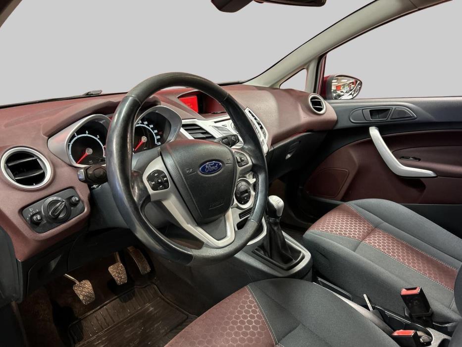 FORD Fiesta 2010
