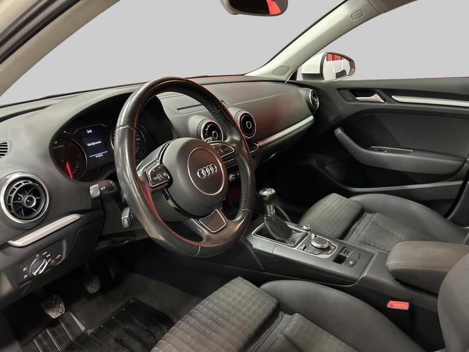 AUDI A3 2013