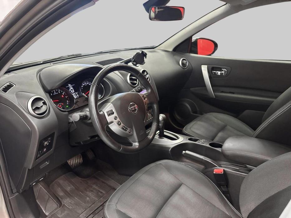 NISSAN Qashqai 2013