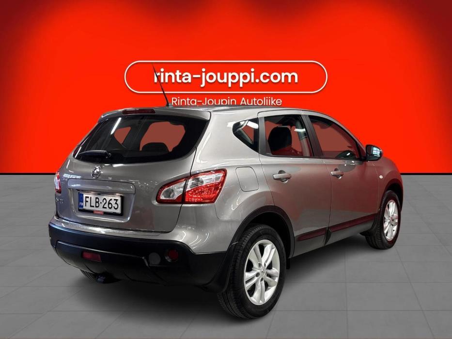 NISSAN Qashqai 2013